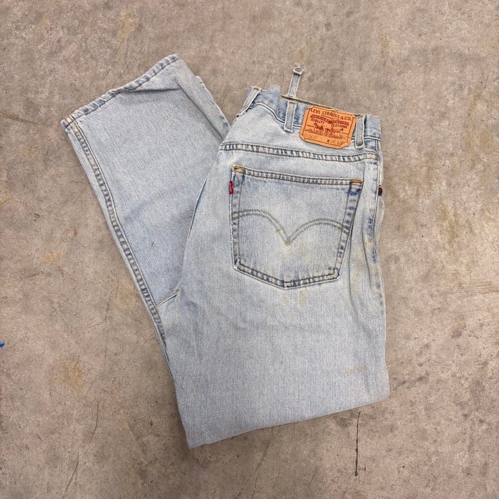 Vintage Levis 505 Mens Light Wash Regular Fit Straight Leg Jeans W38 L30 Blue